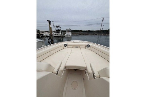 32ft Grady White Yacht For Sale