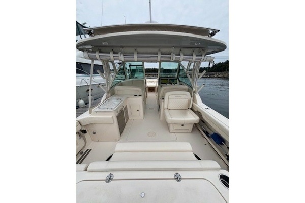 32ft Grady White Yacht For Sale