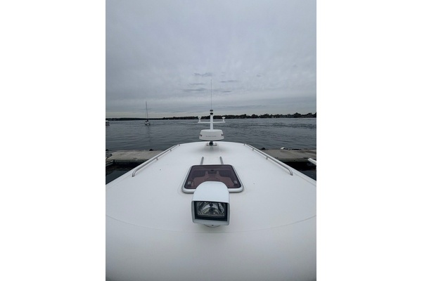 True Companion 30ft Back Cove Yacht For Sale