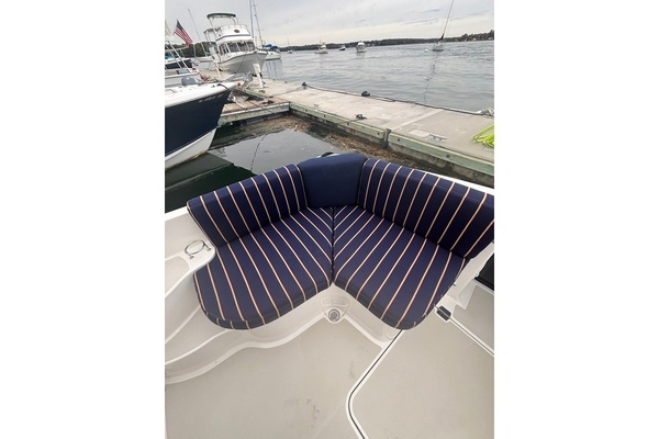 True Companion 30ft Back Cove Yacht For Sale