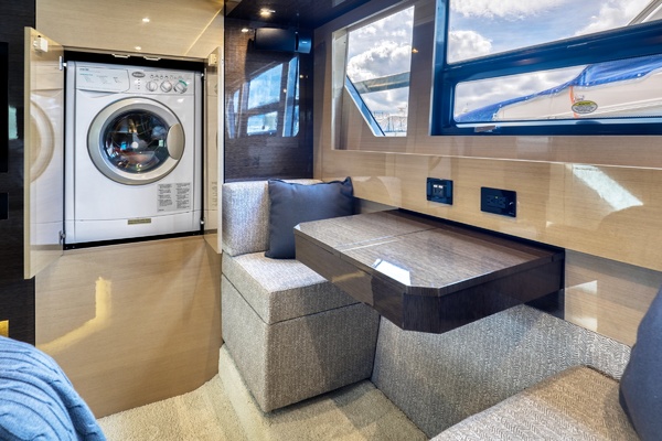 BLU WAVE 54ft Cruisers Yachts Yacht For Sale