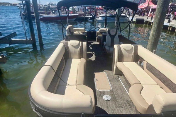 26ft Godfrey Yacht For Sale