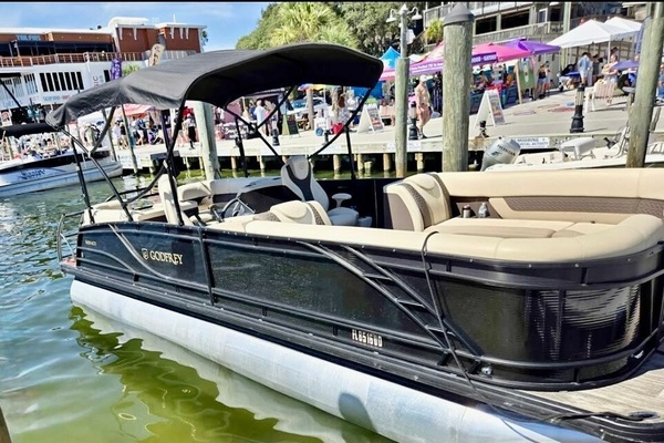 26ft Godfrey Yacht For Sale