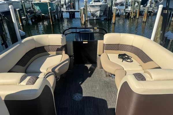 26ft Godfrey Yacht For Sale
