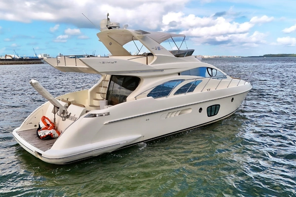 55-ft-Azimut-2007-55E-Splendor Miami Florida United States  yacht for sale