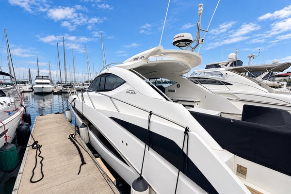 38ft Galeon Yacht For Sale