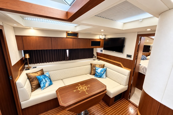 38ft Galeon Yacht For Sale