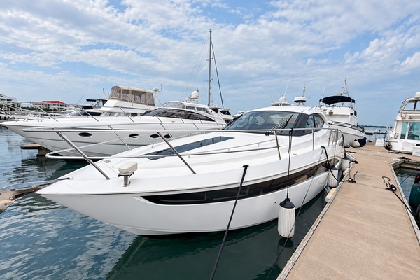 38ft Galeon Yacht For Sale