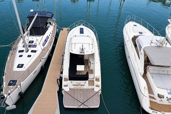 38ft Galeon Yacht For Sale