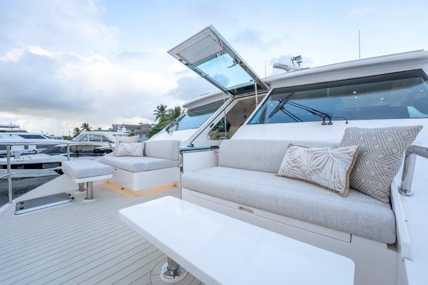 Thea 60ft Horizon Yacht For Sale