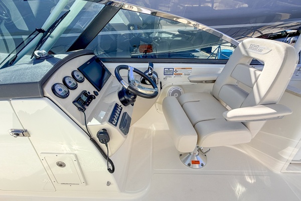 Bean Counter 27ft Boston Whaler Yacht For Sale