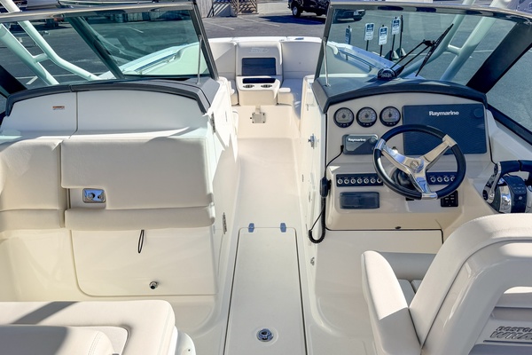 Bean Counter 27ft Boston Whaler Yacht For Sale