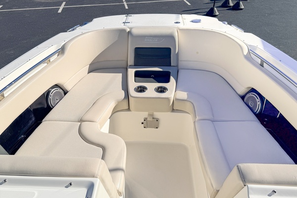 Bean Counter 27ft Boston Whaler Yacht For Sale