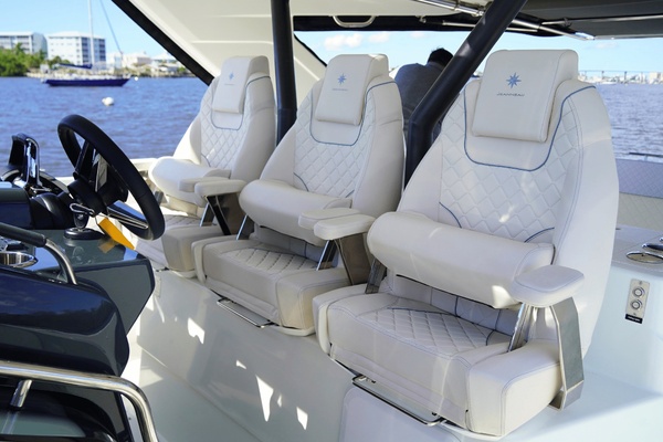 37ft Jeanneau Yacht For Sale
