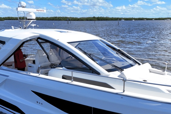 37ft Jeanneau Yacht For Sale