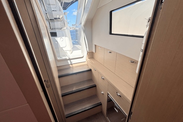 37ft Jeanneau Yacht For Sale
