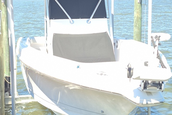 24ft Pro Line Yacht For Sale