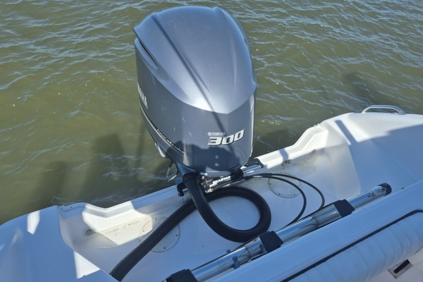 24ft Pro Line Yacht For Sale