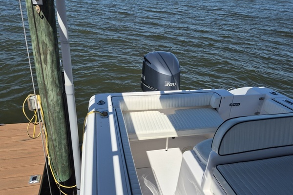 24ft Pro Line Yacht For Sale