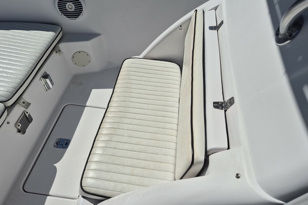 24ft Pro Line Yacht For Sale