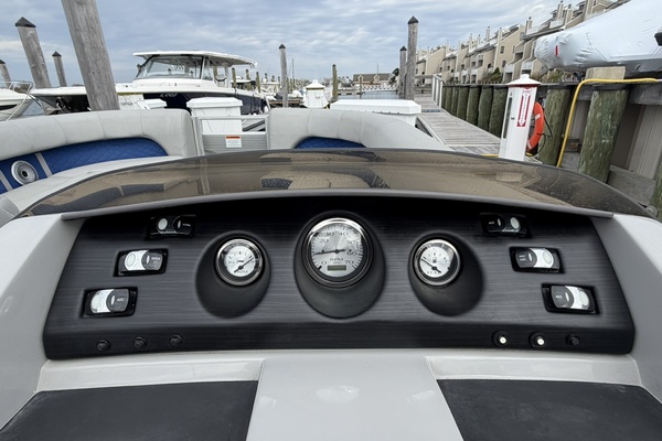 23ft Bennington Yacht For Sale