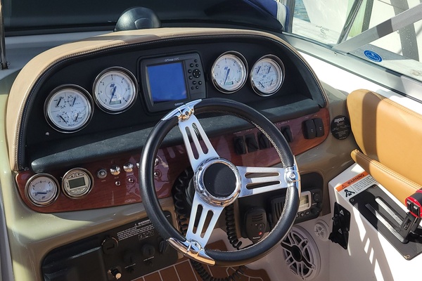 31ft Four Winns Yacht For Sale