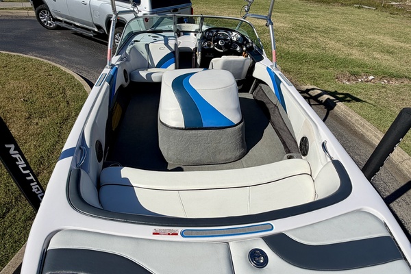 20ft Correct Craft Yacht For Sale