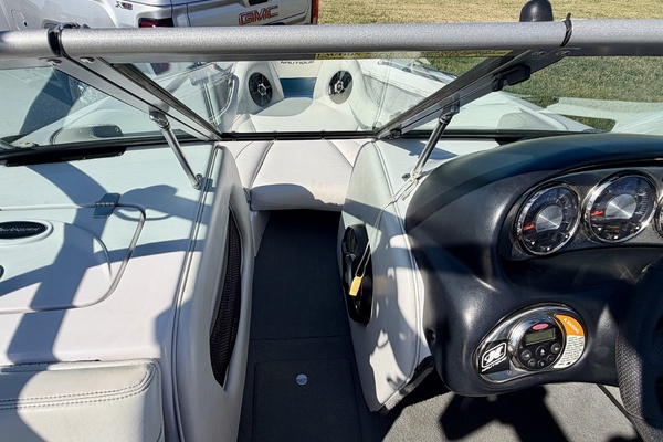 20ft Correct Craft Yacht For Sale
