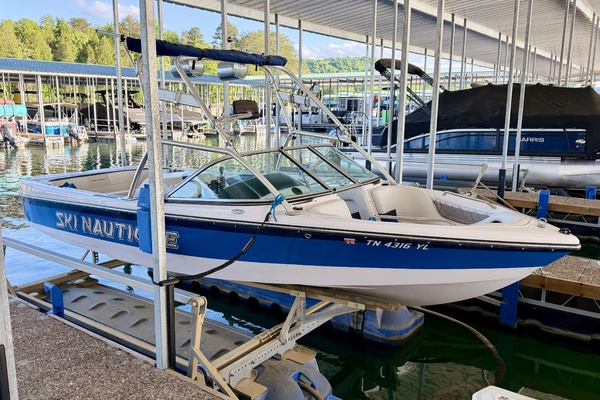 20ft Correct Craft Yacht For Sale