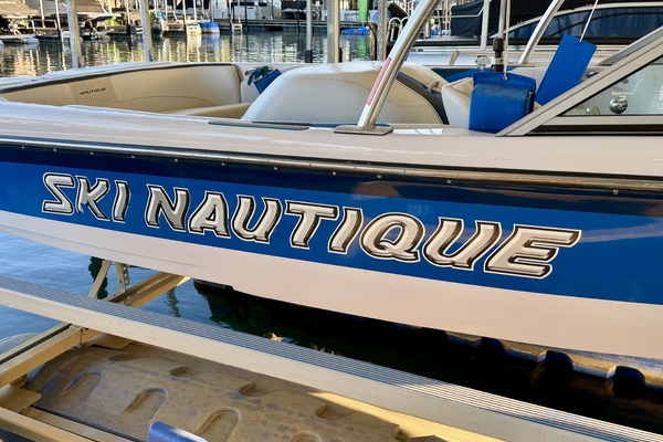 20ft Correct Craft Yacht For Sale