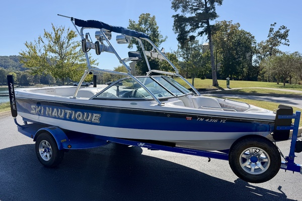 20ft Correct Craft Yacht For Sale
