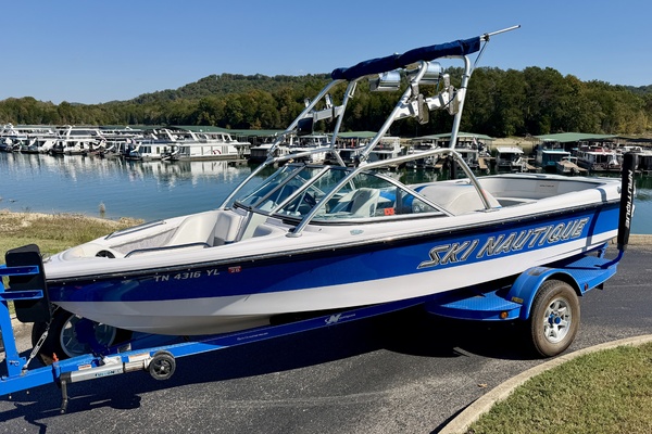 20ft Correct Craft Yacht For Sale
