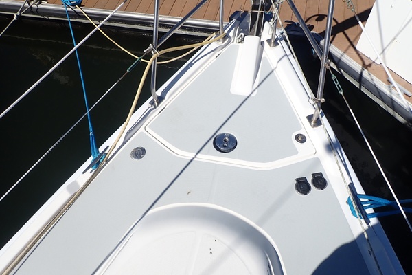 33ft Hunter Yacht For Sale