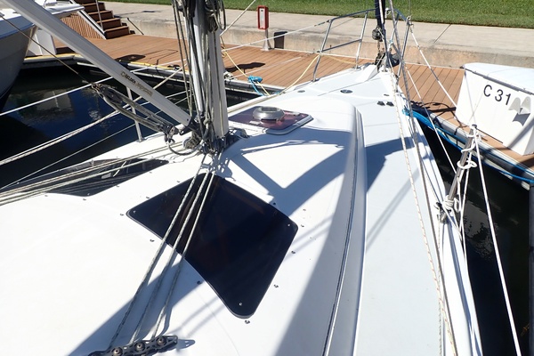 33ft Hunter Yacht For Sale