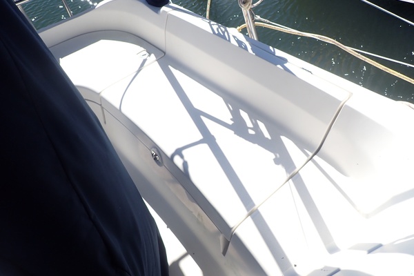 33ft Hunter Yacht For Sale