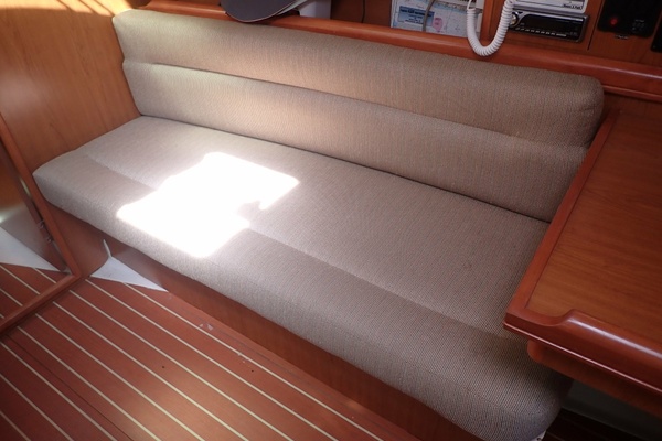 33ft Hunter Yacht For Sale
