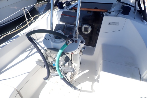 33ft Hunter Yacht For Sale