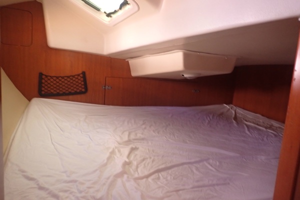 33ft Hunter Yacht For Sale