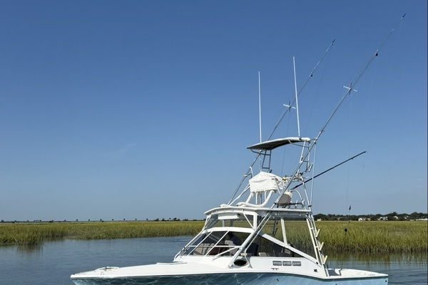 26ft Custom Carolina Yacht For Sale