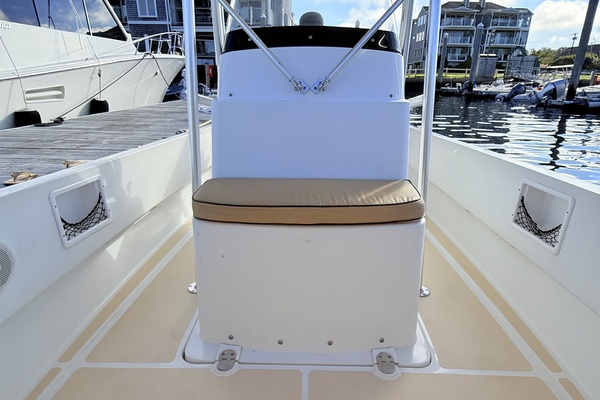 Surrey 24ft Vanquish Yacht For Sale
