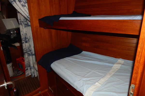 Deep Blue 58ft North Wind Yacht For Sale