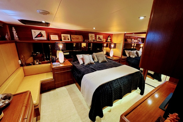 LIVING THE DREAM 55ft Viking Yacht For Sale