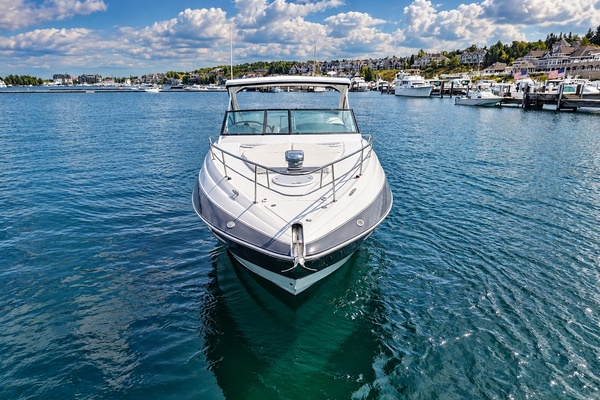 35ft Cruisers Yachts Yacht For Sale