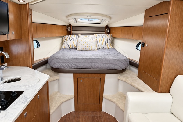 35ft Cruisers Yachts Yacht For Sale