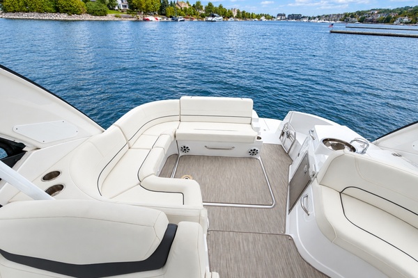 35ft Cruisers Yachts Yacht For Sale