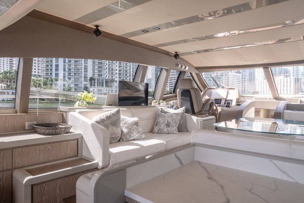 2016Ferretti Yachts 65 ft