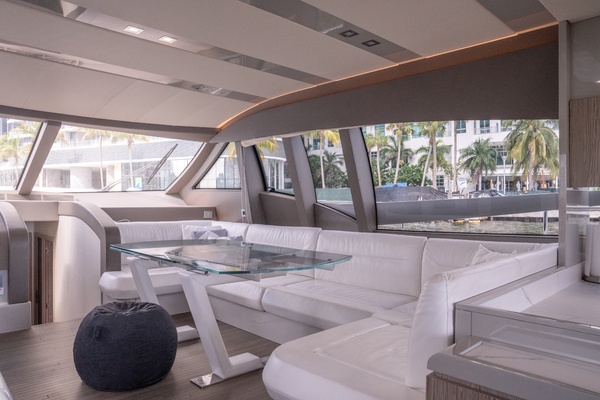 2016Ferretti Yachts 65 ft