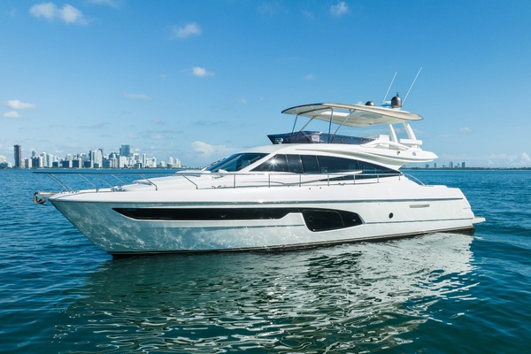 2016Ferretti Yachts 65 ft