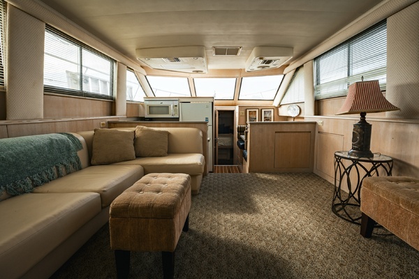 ALL ABOUT MEEEEE 52ft Hatteras Yacht For Sale