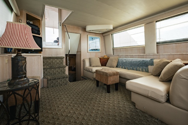 ALL ABOUT MEEEEE 52ft Hatteras Yacht For Sale